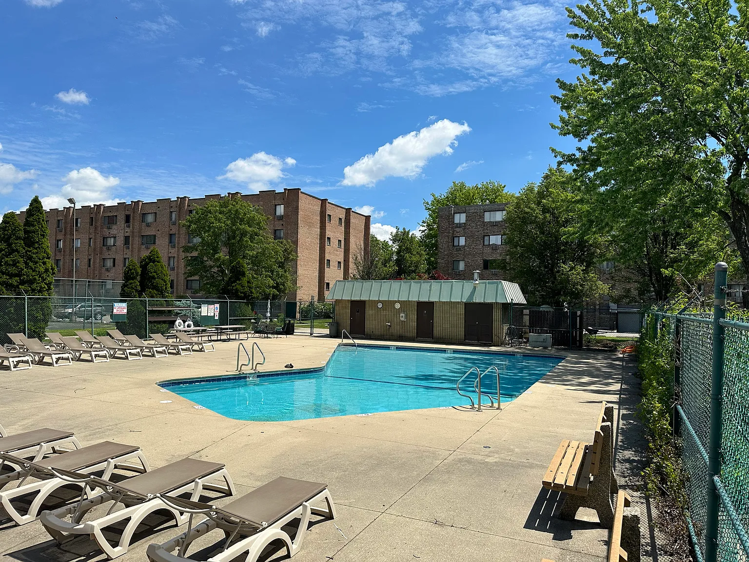 1 bed, 750 sqft, $1,635 — Photo 4