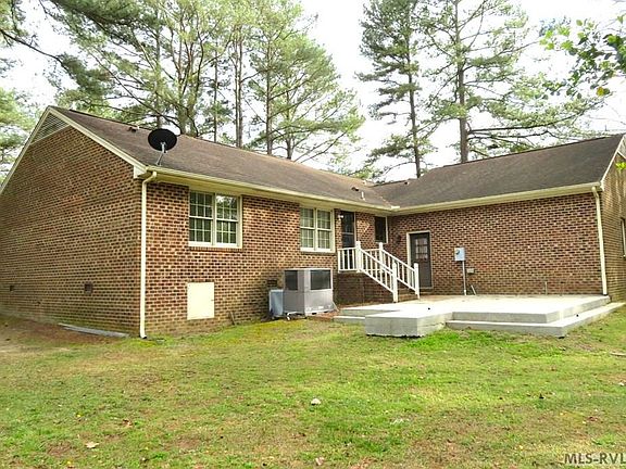 3rd image of 102 Deerfield Pl