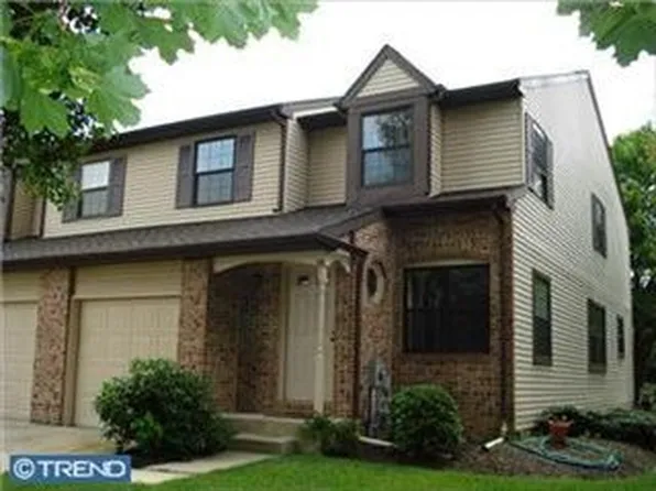 138 Greensward Ln, Cherry Hill, NJ 08002