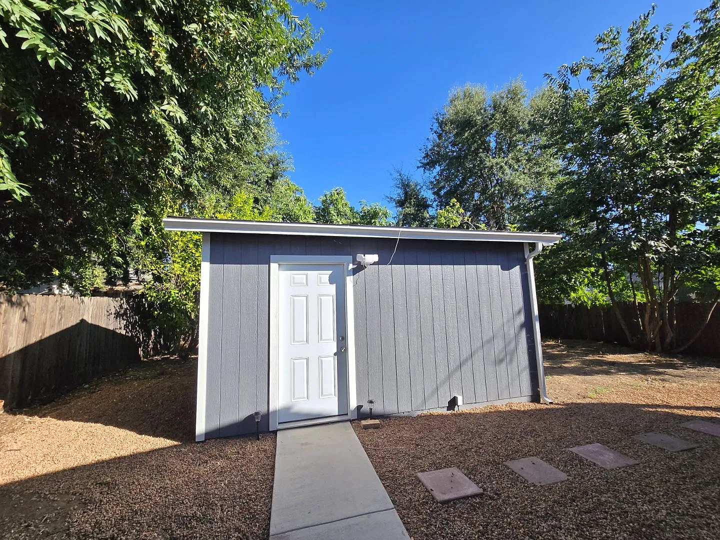 2 bed, 2.0 bath, 1200 sqft, $1,650 — Photo 3