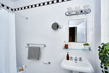 Rented by Herald Towers LLC