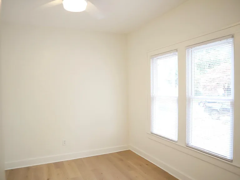 535 Lilly Ave — Photo 12