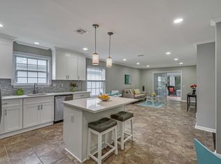 131 Chesterfield Ln, Toms River, NJ