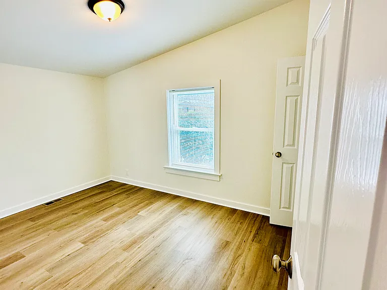 286 Saint Christopher Cir — Photo 8