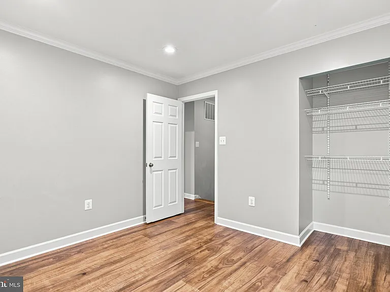 11414 Bronzedale Dr — Photo 40