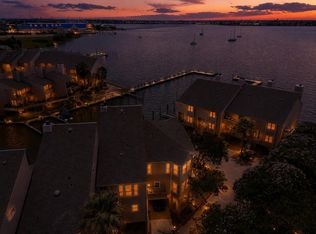 3663 Nasa Pkwy APT 708, Seabrook, TX 77586