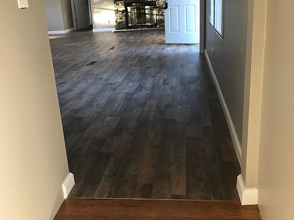 4th image of 335 Glen Dr