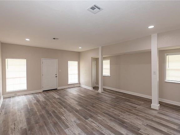 2nd image of 2813 N Rocheblave St
