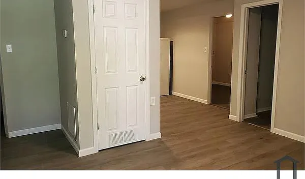 10313 Duke Dr — Photo 9