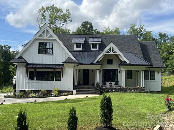 900 Houston Heights Rd, Charlotte, NC 28262
