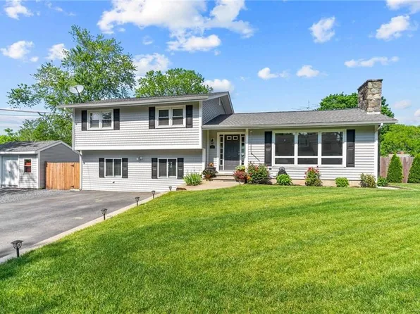 14 Kinnicutt Ave, Warren, RI 02885