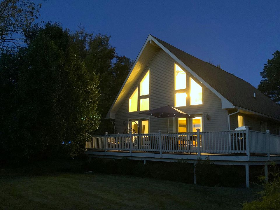 1st image of 170 Debbie Drive
