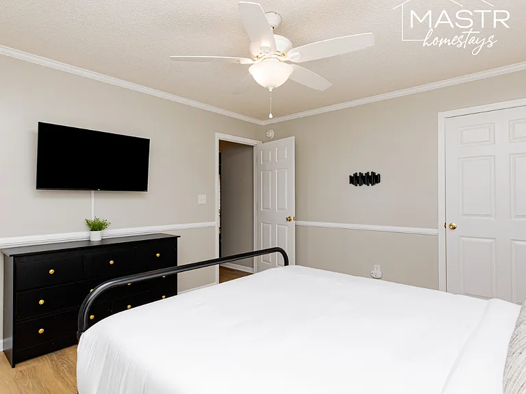 107 Tappan Ct — Photo 18