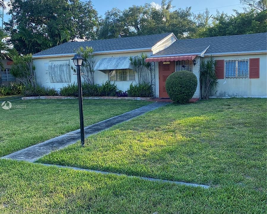 1st image of 10820-1910 SW 17th Ave #8