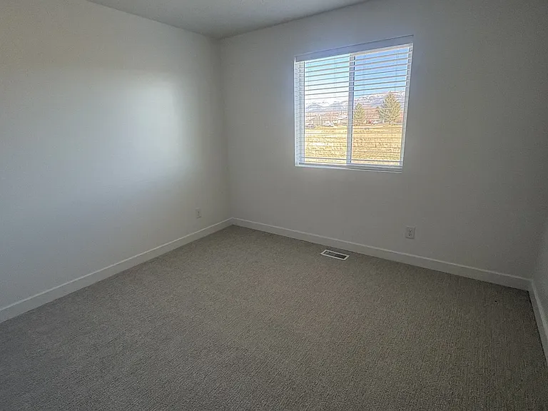 1220 N 275 W — Photo 24