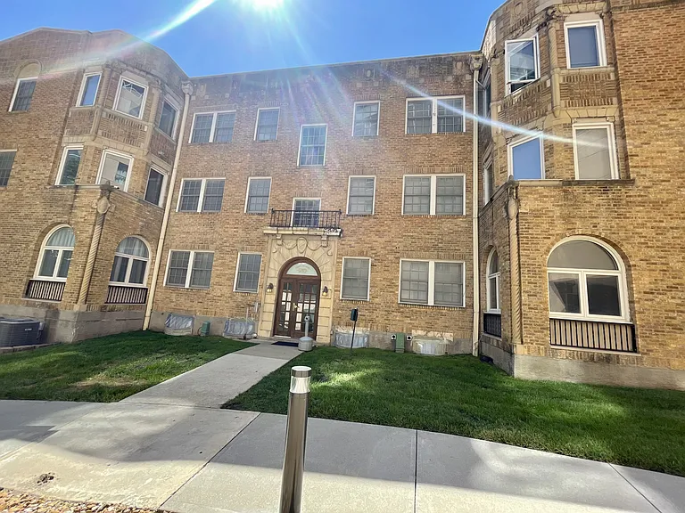 910 Ward Pkwy #11 — Photo 15