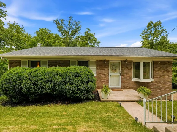 868 Hibner Ave, Huntington, WV 25705
