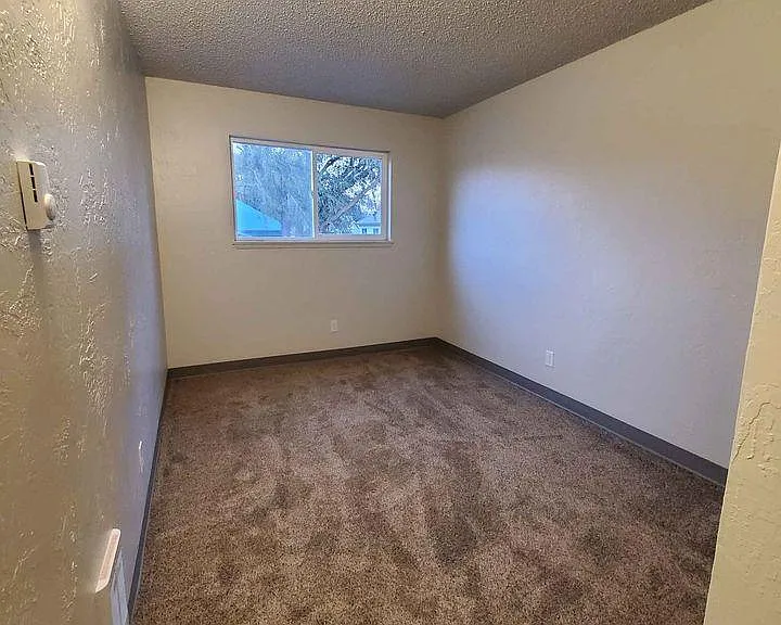 301 S Pine St #306 — Photo 4