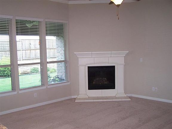 4th image of 2701 Driftwood Creek Trl