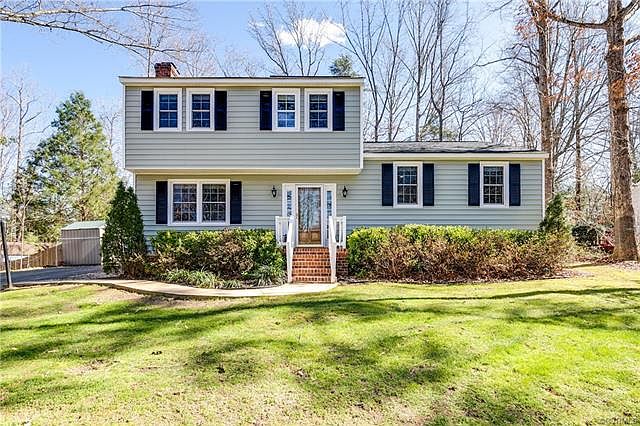 1st image of 8811 Brucewood Dr