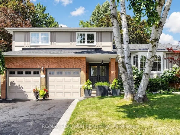 14 Oak Grove Ct, Markham, ON L3T 2Z9