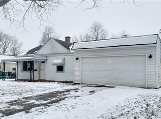4842 Forest Rd, Mentor, OH 44060