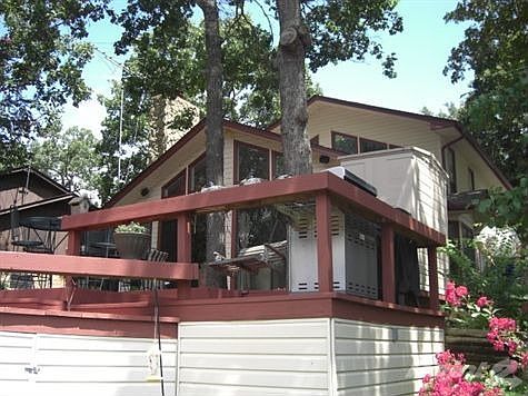 57513 Back of House 2