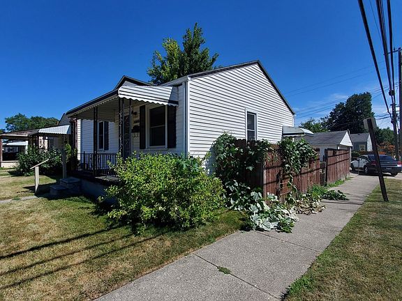4th image of 1404 E Madge Ave