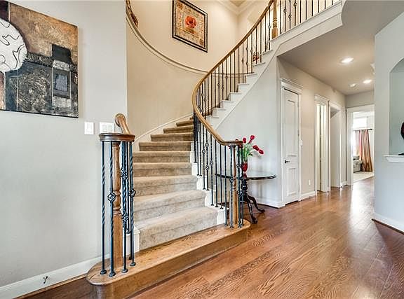 4th image of 4628 Chapel Creek Dr