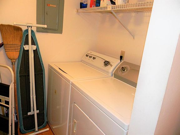 5th image of 310 Knotty Pine Cir APT A-2