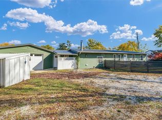 610 College St, Lerna, IL 62440