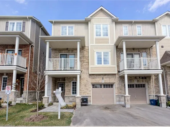 57 Dewberry Dr, Kitchener, ON N2B 0A9