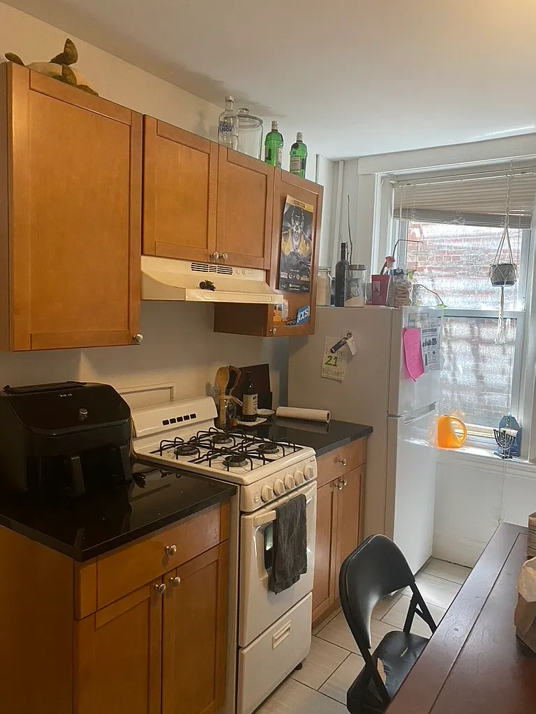2 bed, 9999 sqft, $2,900 — Photo 4