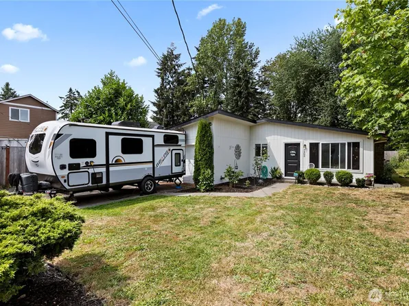 7402 E F St, Tacoma, WA 98404