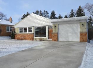 2925 S 56th St, Milwaukee, WI 53219