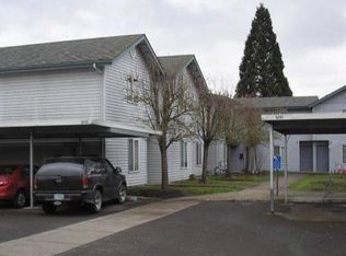 1253 R St APT 2, Springfield, OR 97477