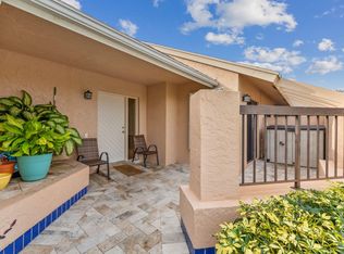10812 Waterberry Dr, Boca Raton, FL 33498