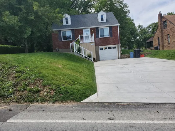 236 Logan Rd, Bethel Park, PA 15102