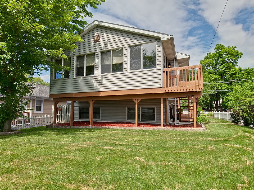 1st image of 25180 W Lake Shore Dr