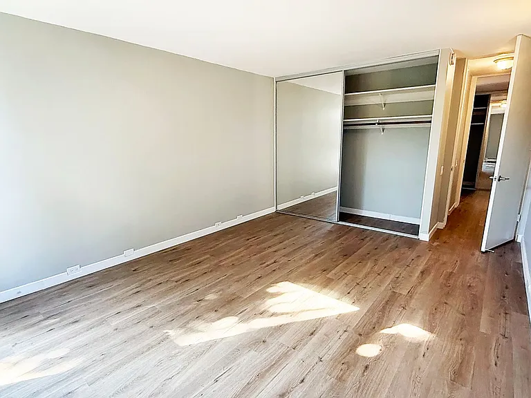 Playa de Oro Apartments — Photo 16