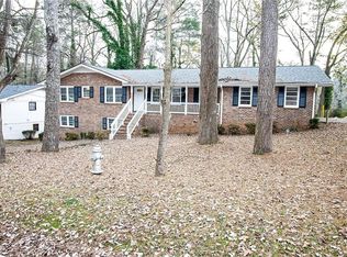 2834 Rainbow Forest Dr, Decatur, GA 30034