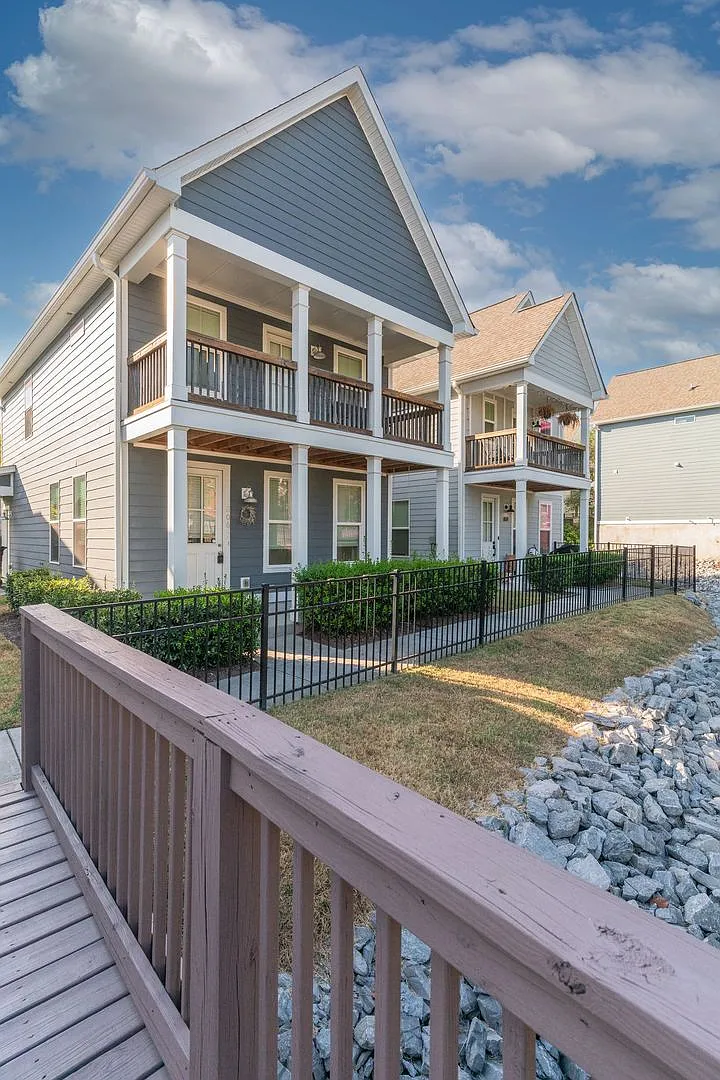 Madison 3BR 2.5 Bath home for rent, close to Briley and I-65, two story pet friendly. — Photo 2