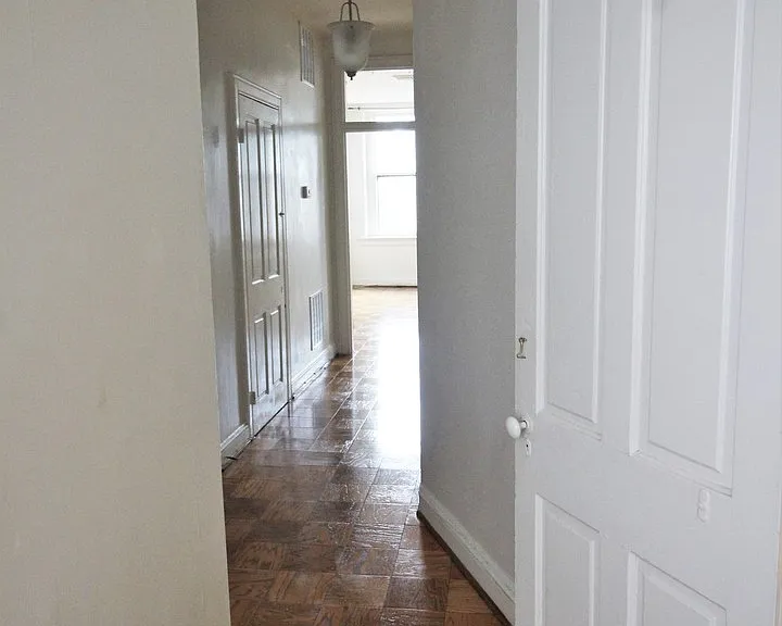 1513 Bolton St. — Photo 45
