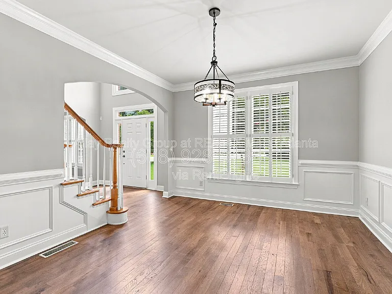 6725 Ridgefield Dr — Photo 6