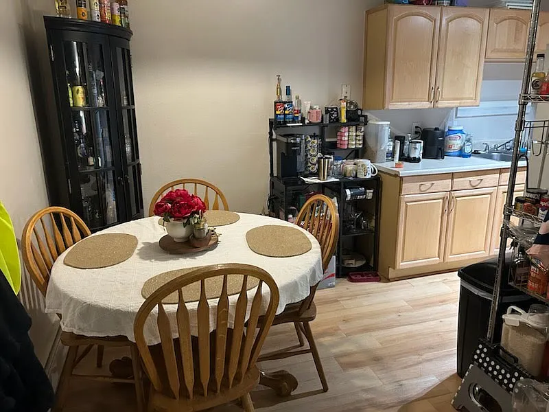 3 bed, 1050 sqft, $950 — Photo 4