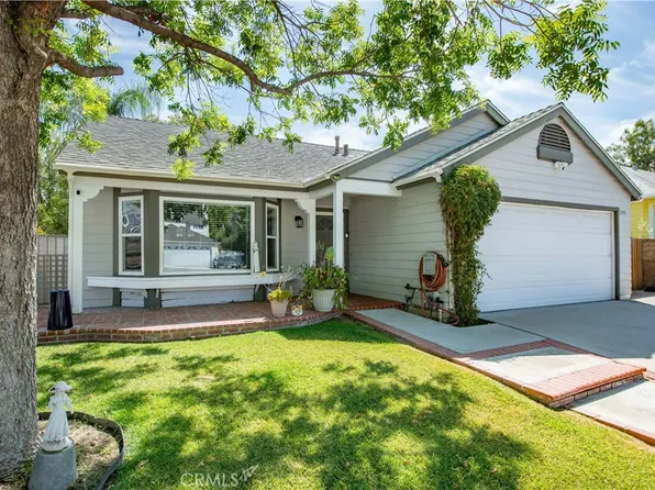 31910 Green Hill Dr, Castaic, CA 91384