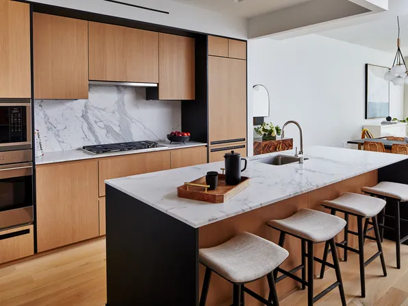 215 East 19th Street 11B image 3 of 15