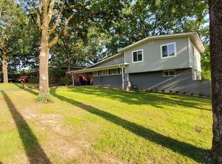 304 W 52nd St, N Little Rock, AR 72118