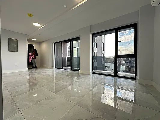 1st image of 3253 101st St #2X