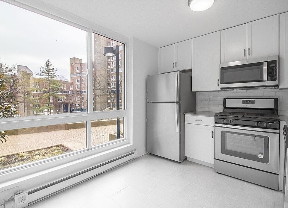 1st image of 510 Main St APT 431